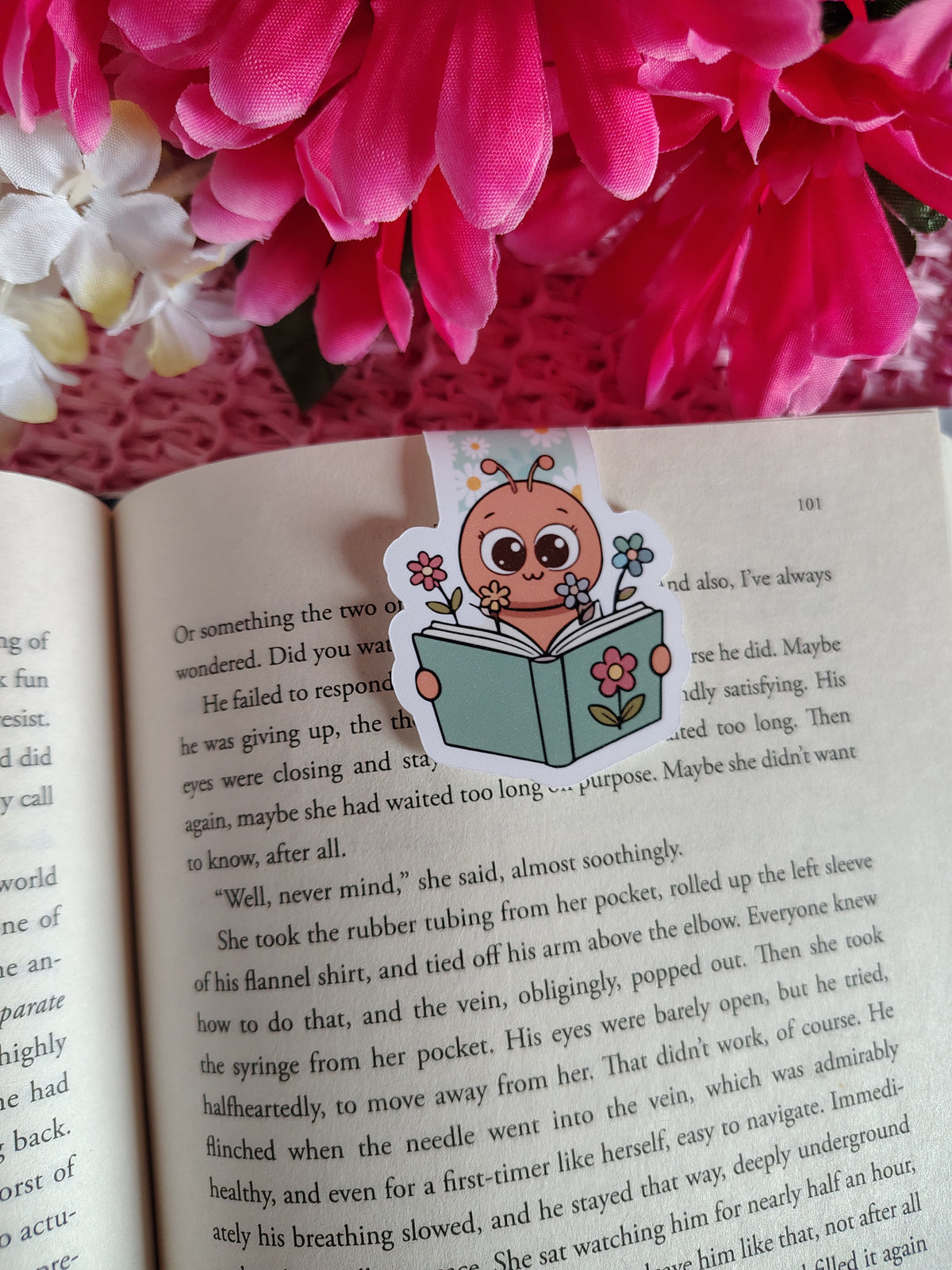 Cute Floral Reading Bookworm Magnetic Bookmark